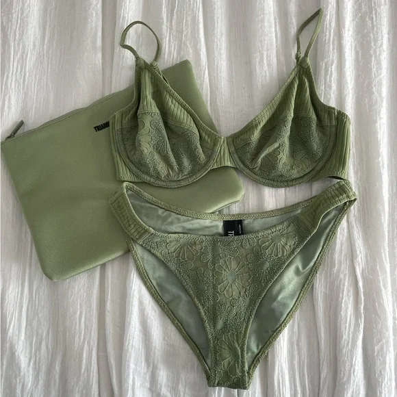 Triangl Lina Rainforest Bikini - Picture 2 of 6